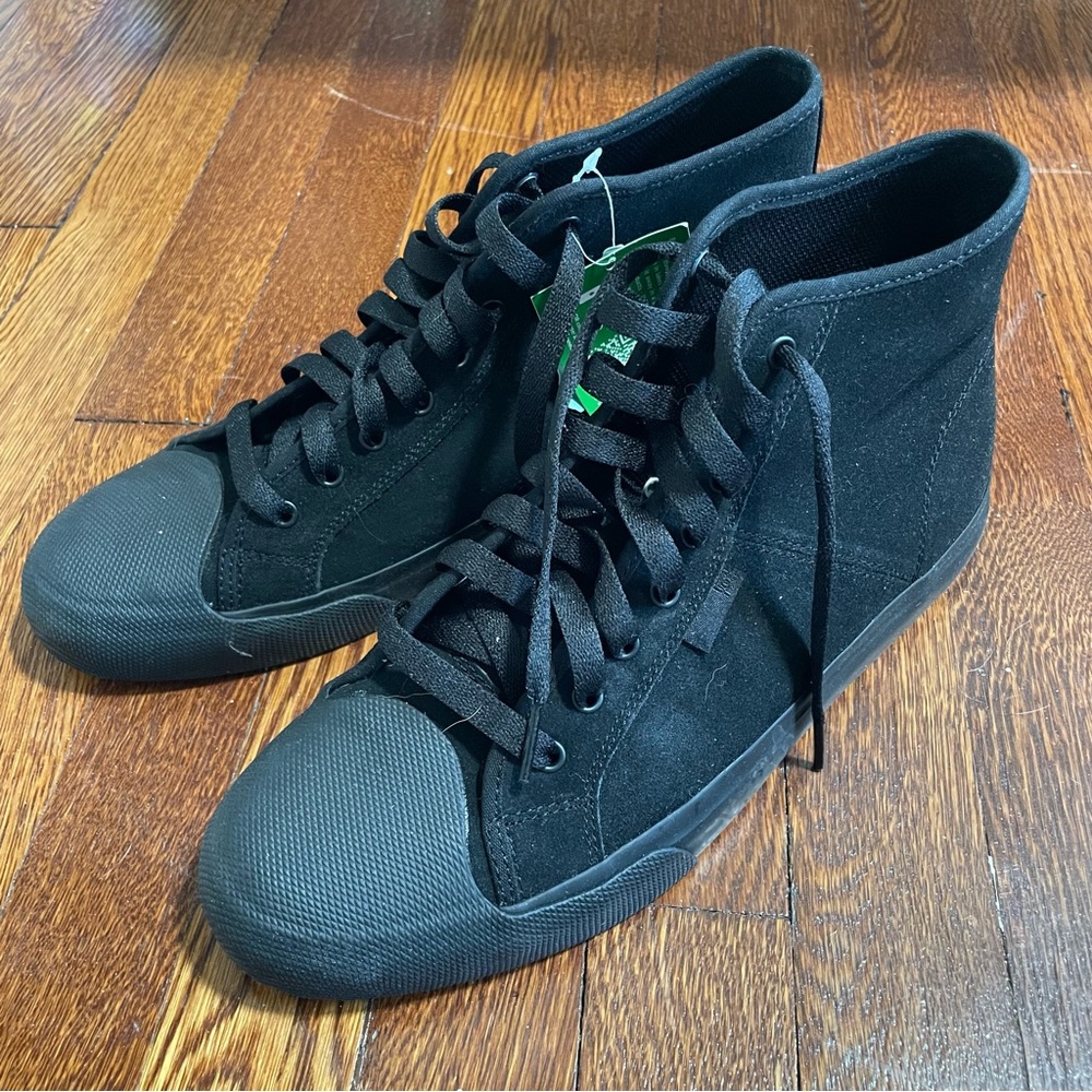 NWT DC Men’s Manual High Top Skate Shoe